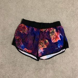 Running shorts